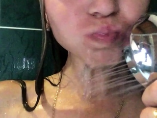 Lewd amateur brunette teen meg davis webcam masturbation